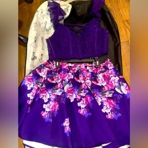 Ellie Wilde Short Formal Two piece dress